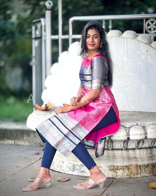 Banaras Breeze Slit Kurthi